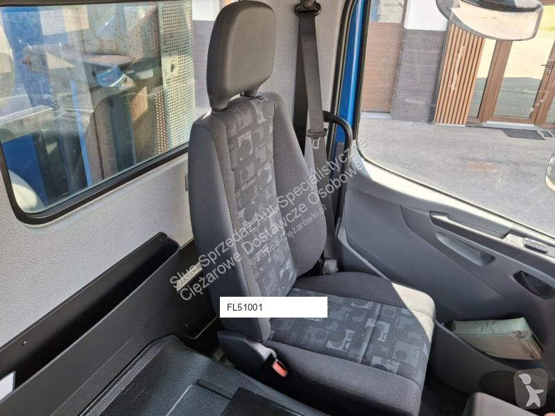 آلة لصيانة الطرق Mercedes Viajet 6