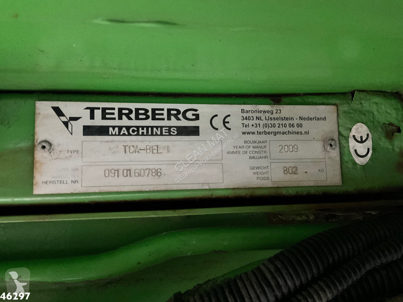 آلة لصيانة الطرق DAF FAG CF 250 Manual Faun 20m³