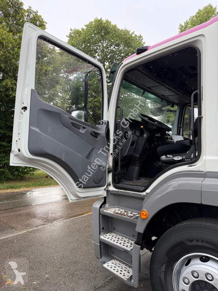 Engin de voirie Mercedes 2529 6 Stück Müllwagen...
