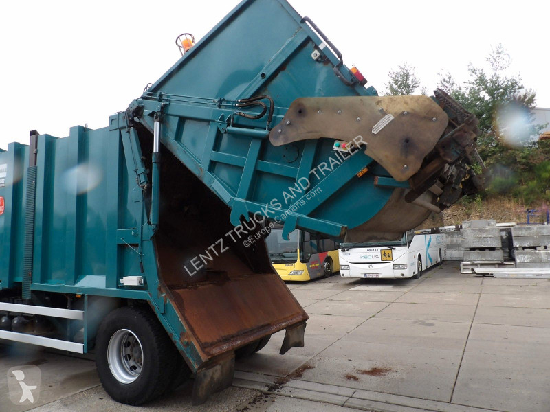Engin de voirie Mercedes ACTROS...