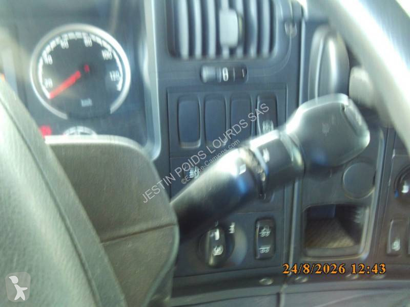 Engin de voirie Scania