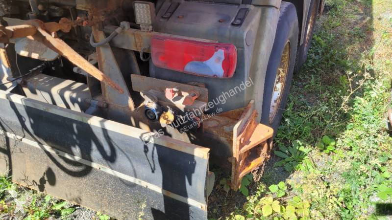Vehículo de limpieza viaria MAN 33.390
