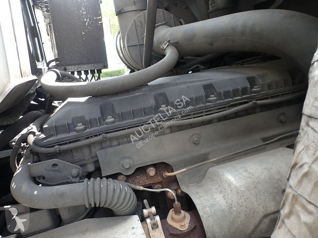 Vehículo de limpieza viaria Renault D19