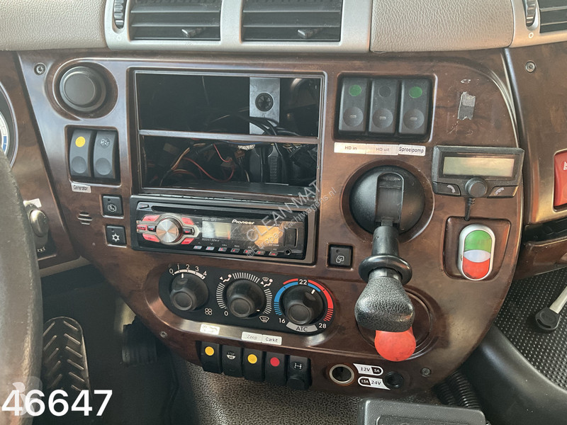 آلة لصيانة الطرق DAF CF 360 VDP 8m³...