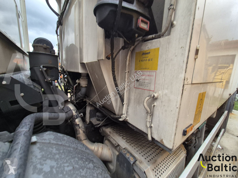 Engin de voirie Mercedes ECONIC
