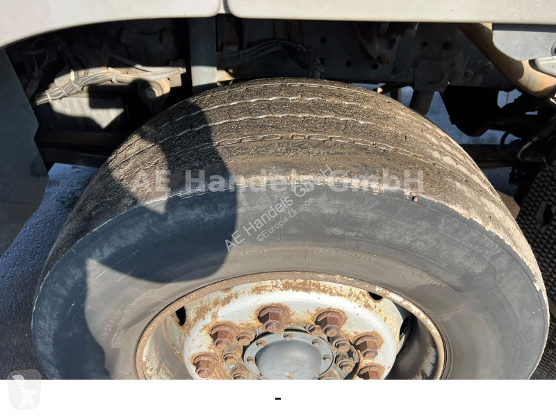 آلة لصيانة الطرق Mercedes III 2532 BL M Saug...