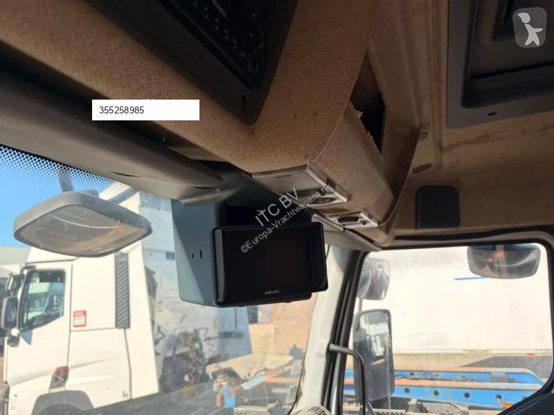 Renault 270 dci road network trucks