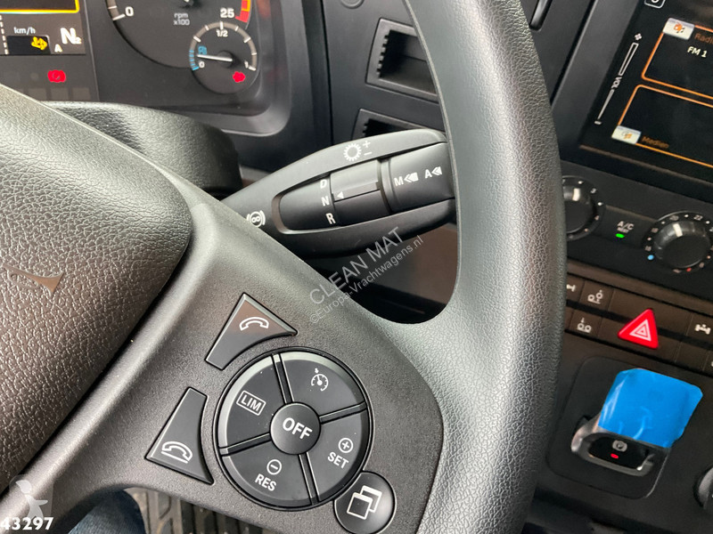 Utilaje pentru drumuri Mercedes 2533 Geesink...