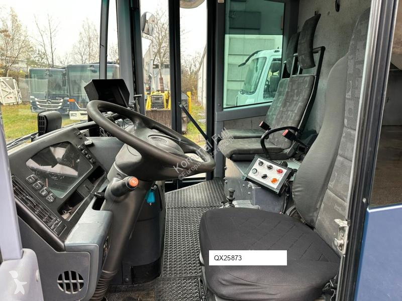 Коммунальная техника  Mercedes KG-HL 21 M3