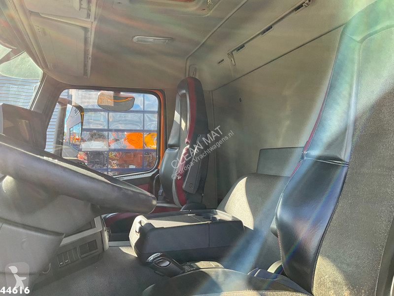 Silniční stroje Volvo 330 Euro 6 Zoeller 25m³