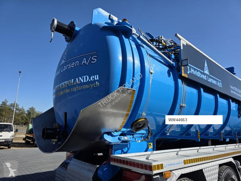 Utilaje pentru drumuri Scania Larsen FlexVac 311