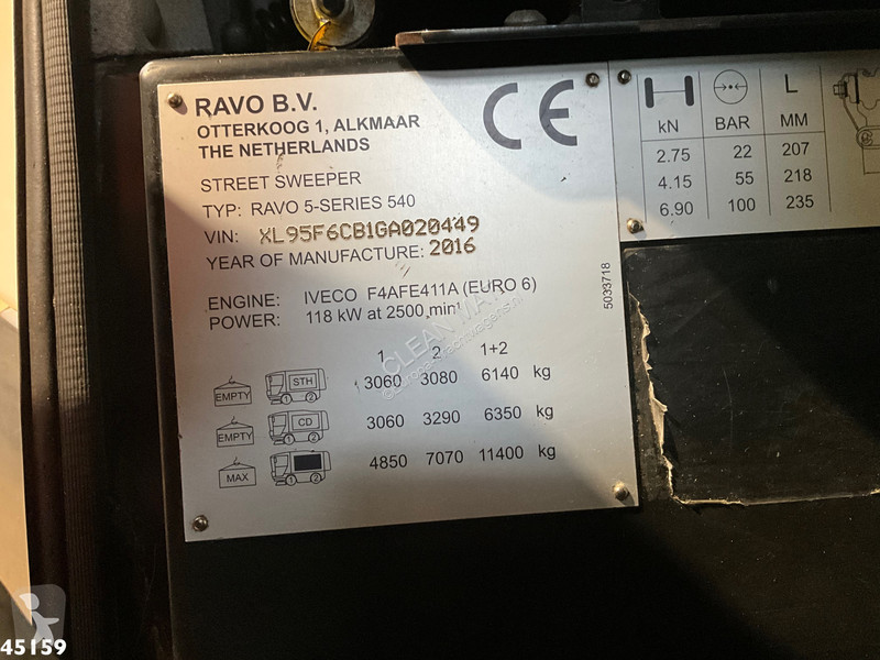 Vägmaskiner Ravo 540 CD Euro 6 with 3-rd brush