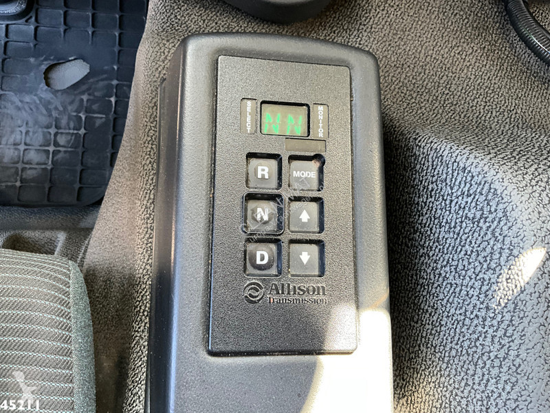 Utilaje pentru drumuri Volvo 300 Terberg...