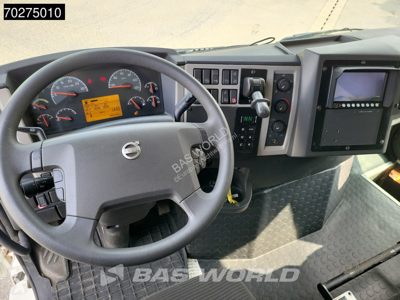 Silniční stroje Volvo FE 300 6X2 -Truck...