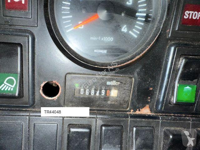 Veículo de limpeza / sanitário de estrada Volvo...