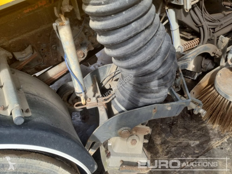 Utilaje pentru drumuri Iveco Euro Cargo 140E18