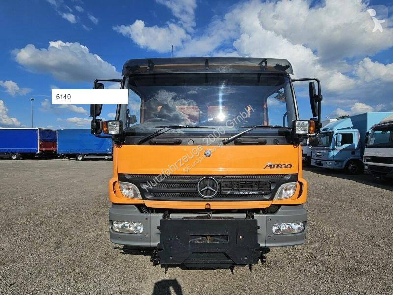 Silniční stroje Mercedes