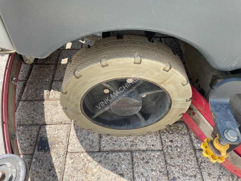 Gemeentevoertuig Nilfisk SC 6500 1300C