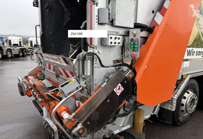 Engin de voirie Mercedes 602 2635 6x2 Stummer /...