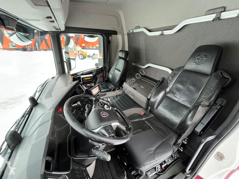 Engin de voirie Scania 370 6x2/4 NTM K-2B-HB...
