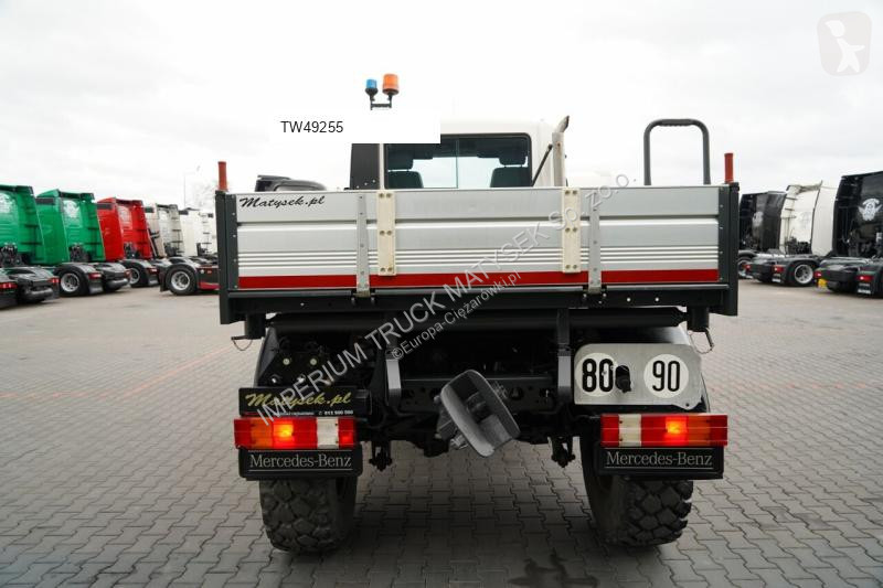 Útfenntartó-és-karbantartógép Mercedes UNIMOG...