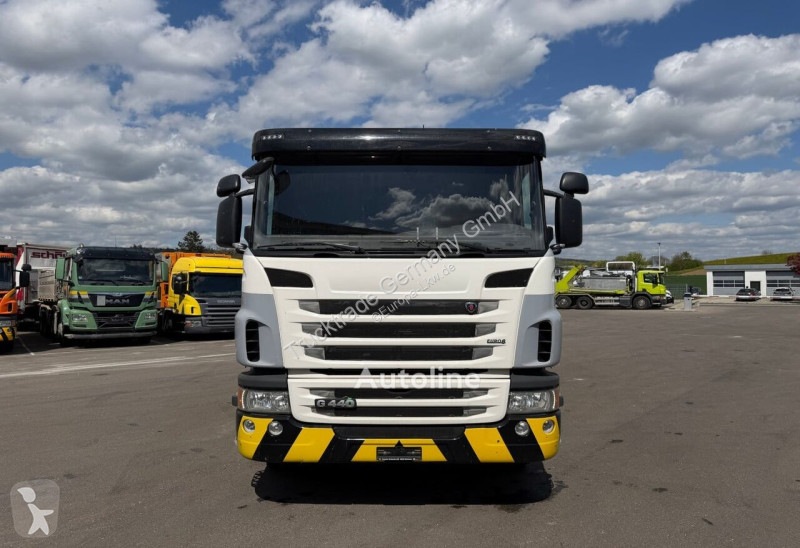 Engin de voirie Scania 380.3