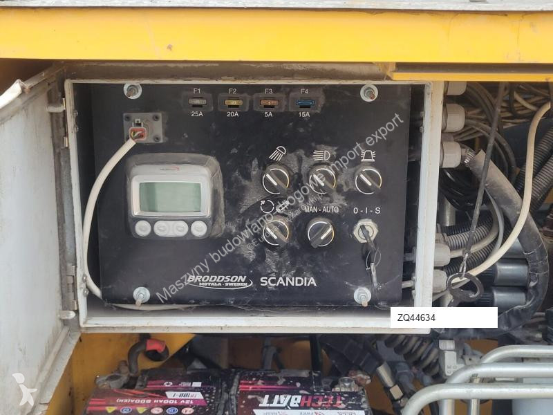 آلة لصيانة الطرق Broddson SCANDIA 2500
