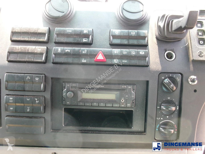 آلة لصيانة الطرق Mercedes 2630 6x2 RHD Heil...