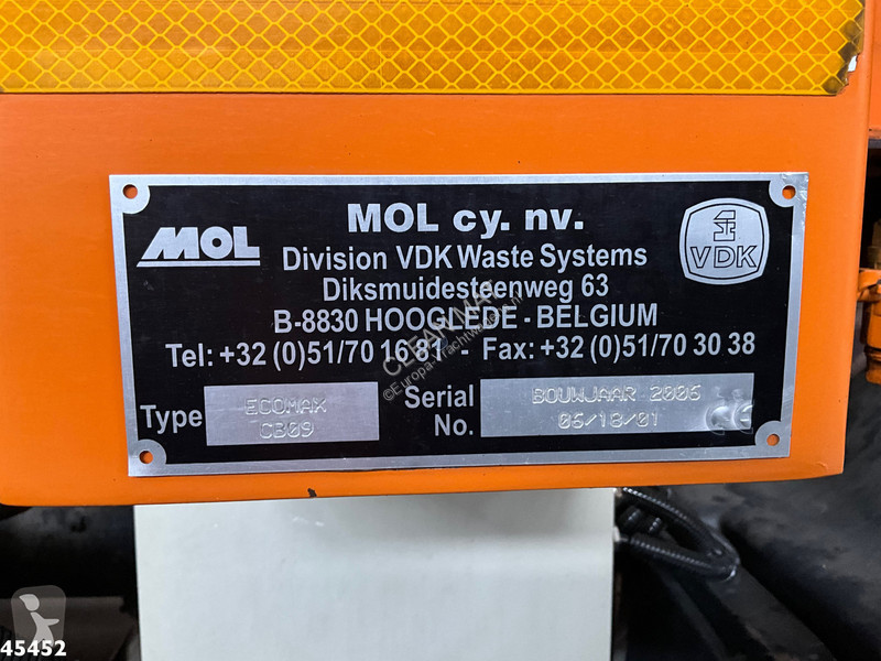 آلة لصيانة الطرق Volvo FM 260 VDK 12m³