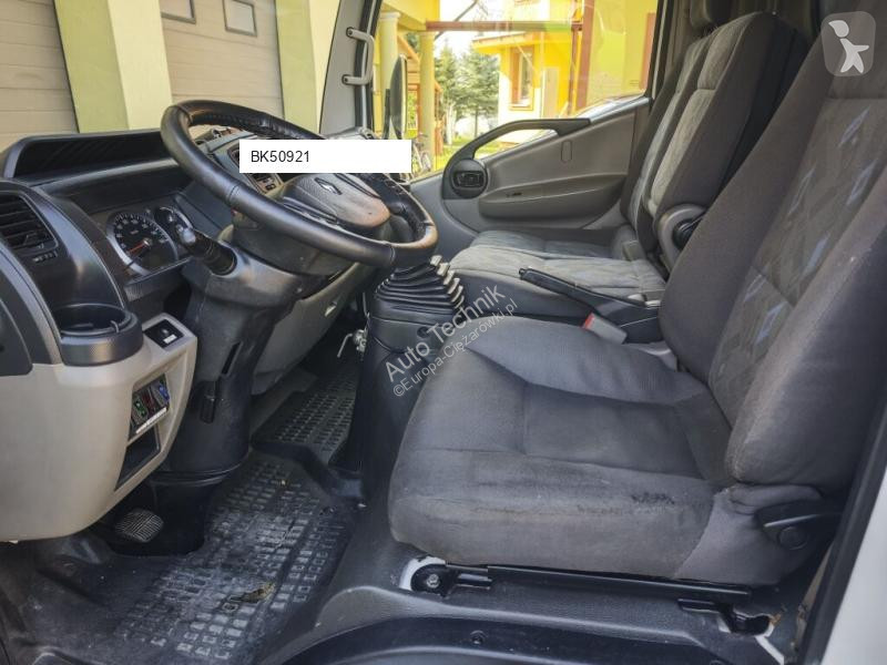 آلة لصيانة الطرق Renault Defco Combi