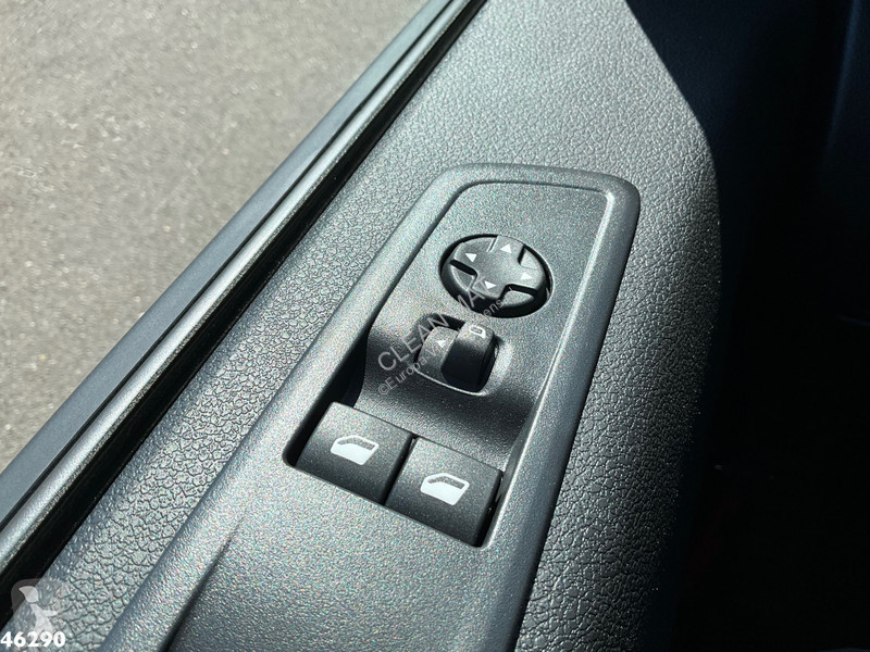 آلة لصيانة الطرق Peugeot E-Expert 100%...