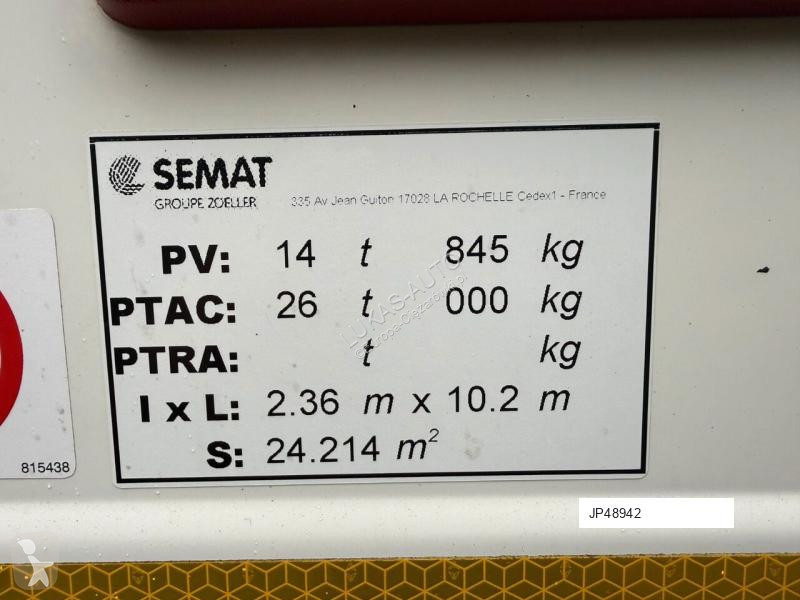 آلة لصيانة الطرق Renault D26