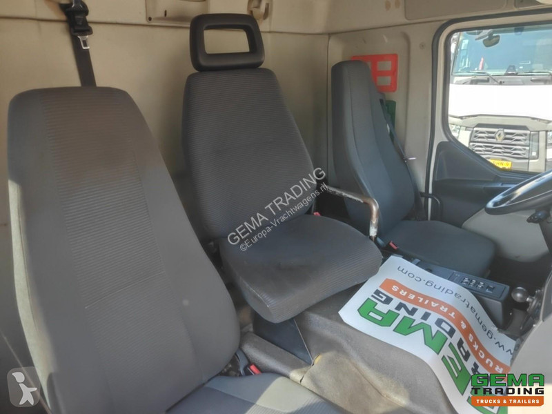 آلة لصيانة الطرق Volvo 250 6x2/4 DayCab...