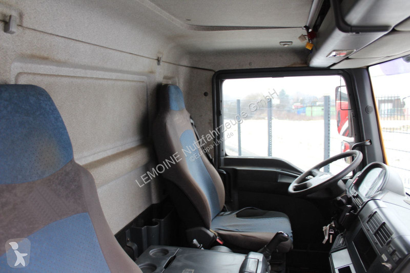 Engin de voirie MAN 26.340 6x2 Müller 13m³ Saug...