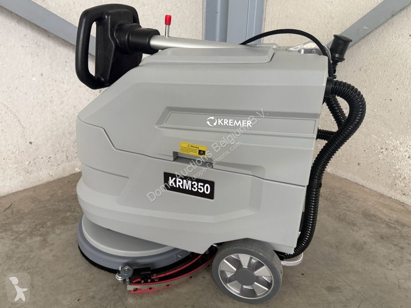 Комунальна техніка  KRM350