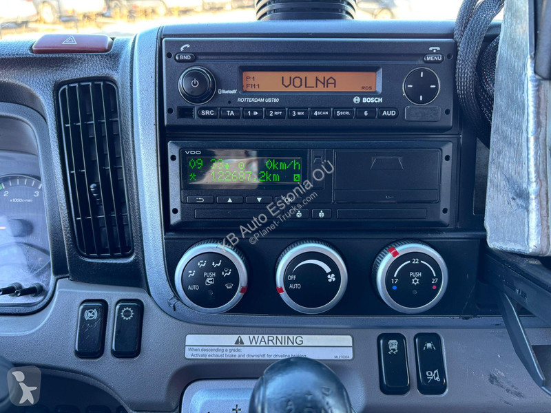 Vehículo de limpieza viaria Mitsubishi Fuso...