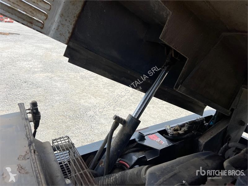 Vägmaskiner Dulevo 200/5 Sweeper Truck