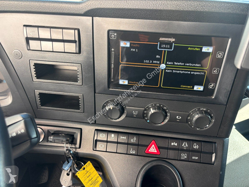 Vehículo de limpieza viaria Mercedes 2533 L*HS...