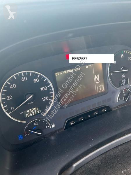 Vehículo de limpieza viaria Mercedes VMF 110EGH