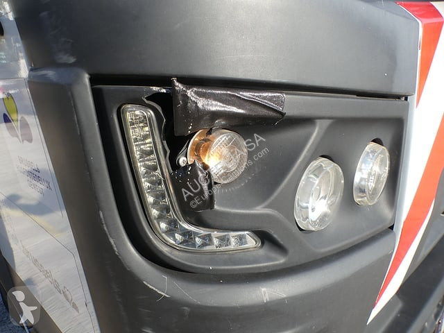 Vehículo de limpieza viaria Renault D19