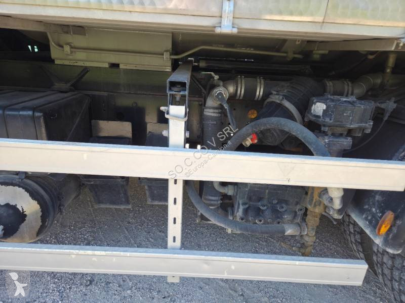 Vehículo de limpieza viaria Iveco 170 E 27