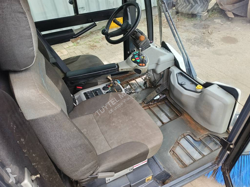 Bucher Schoerling C202 sweeper veegmachine...