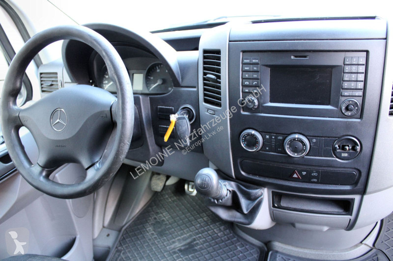 آلة لصيانة الطرق Mercedes 316 CDI 1m² F&F...