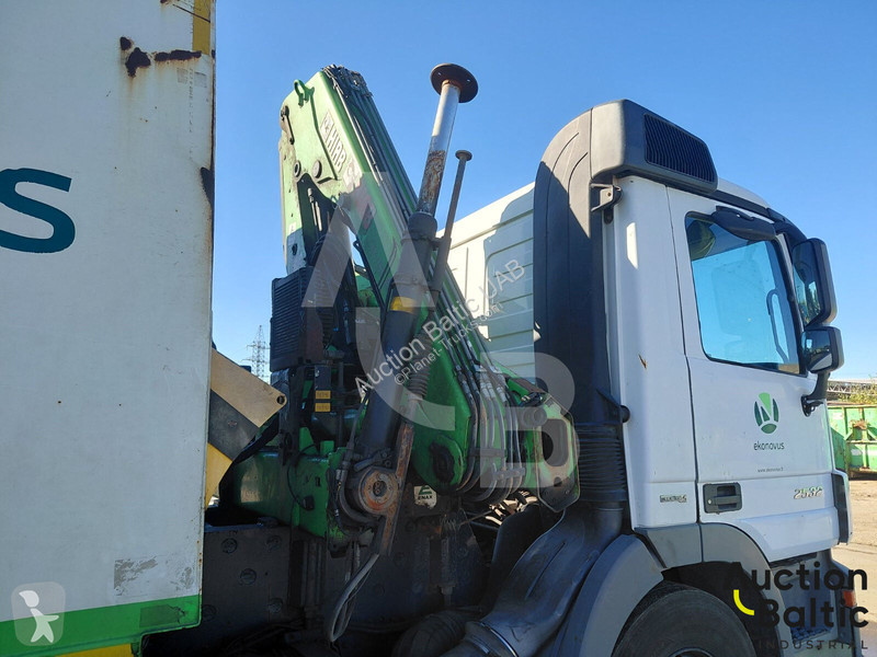 Mercedes 2532 road network trucks
