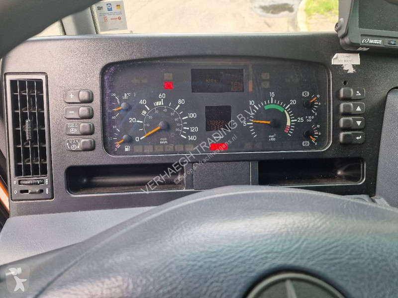 Silniční stroje Mercedes 2628