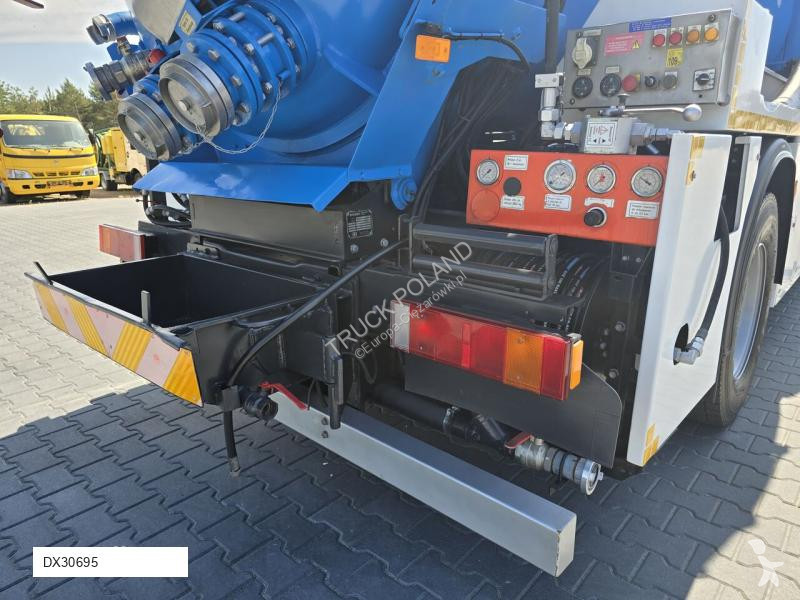 Vägmaskiner Renault RIVARD HYDROCURE