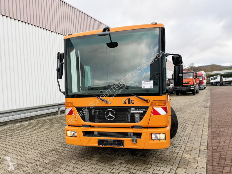 Utilaje pentru drumuri Mercedes Econic 2633 LL...