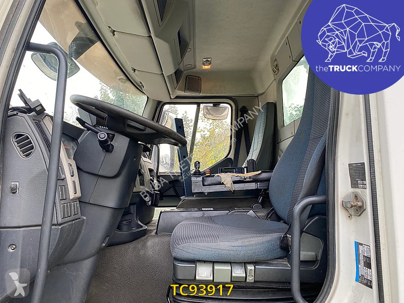 Utilaje pentru drumuri Volvo 320
