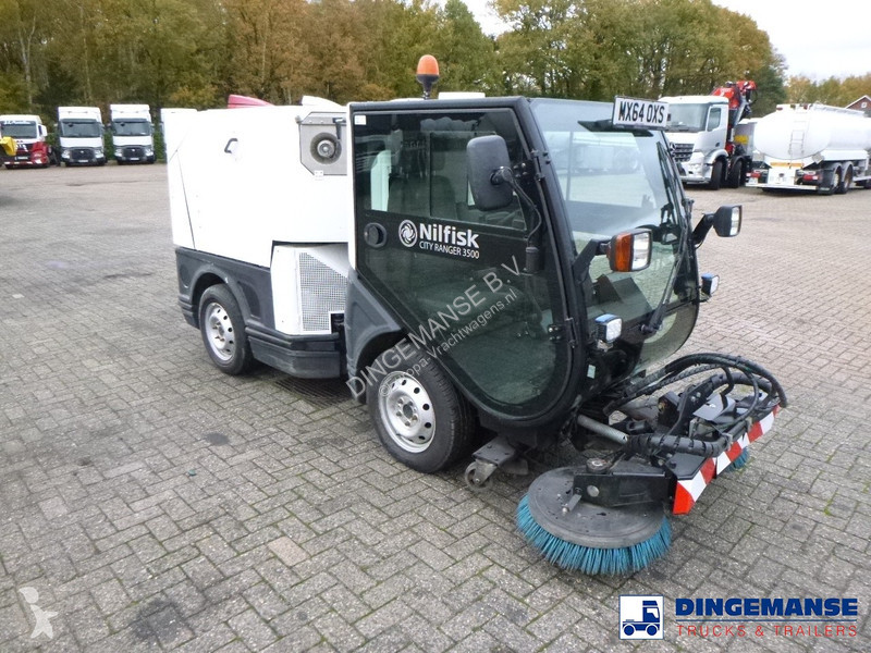 Silniční stroje Nilfisk City Ranger CR 3500...