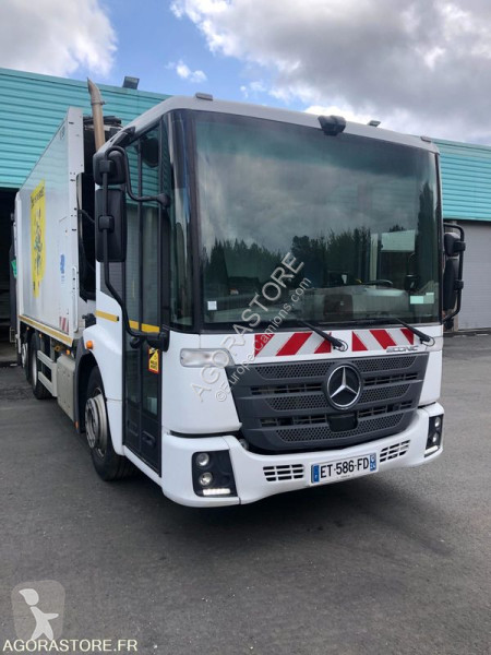 Silniční stroje Mercedes ECONIC
